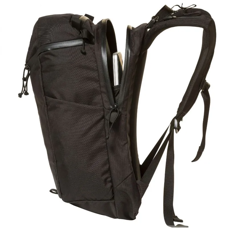 Mochila Mystery Ranch Urban Assault 24 (Negro)