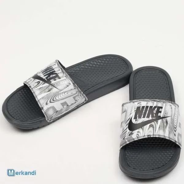 Nike Benassi, 