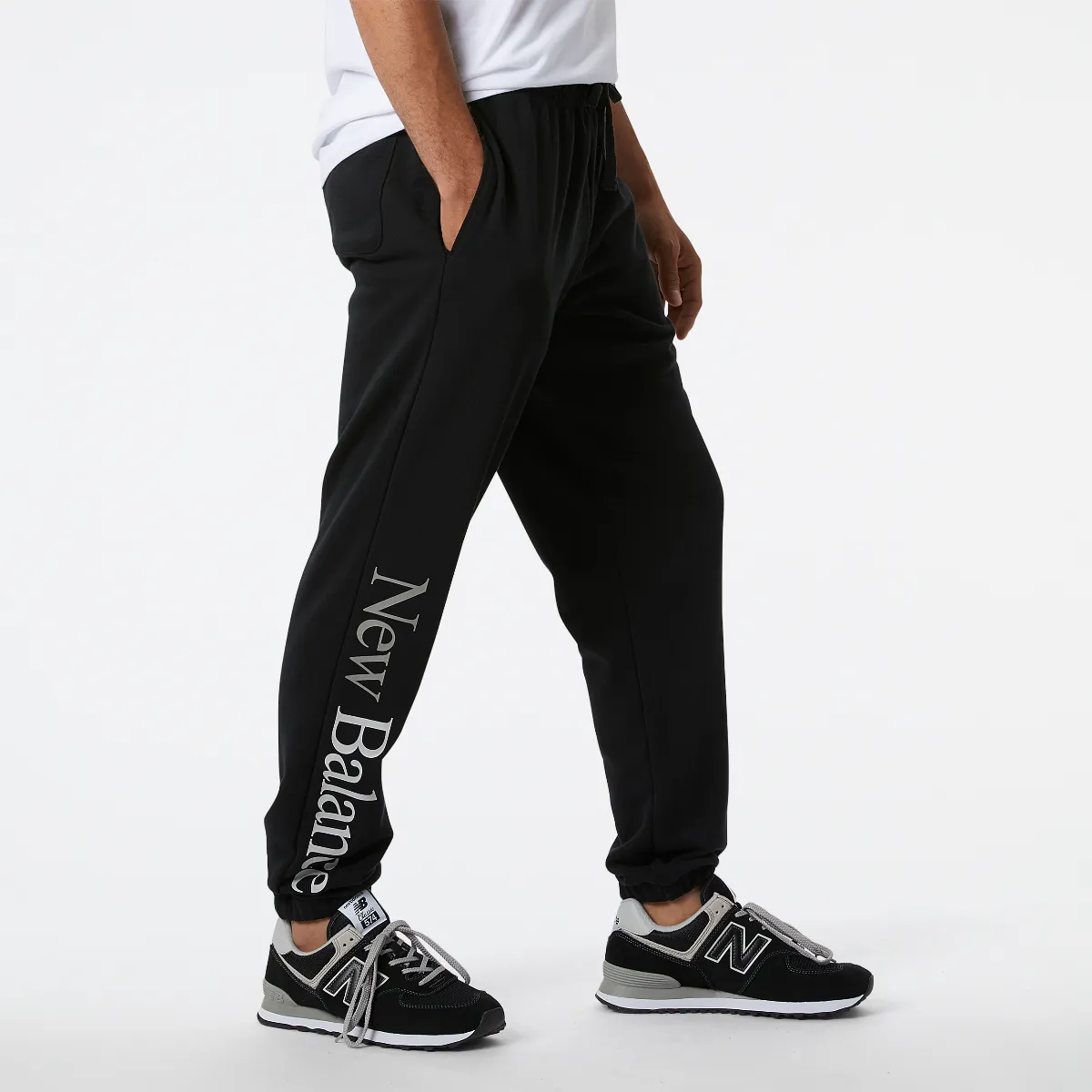 Pantalón Jogger Hombre New Balance Essentials Celebrate Negro