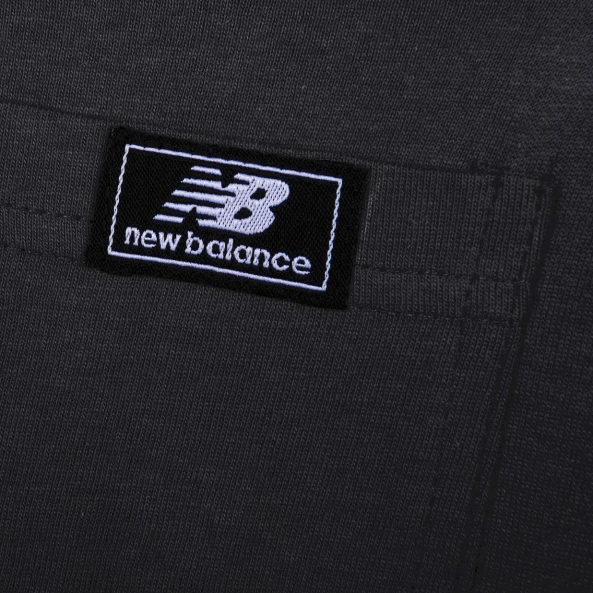 Polera Lifestyle Hombre New Balance Negra