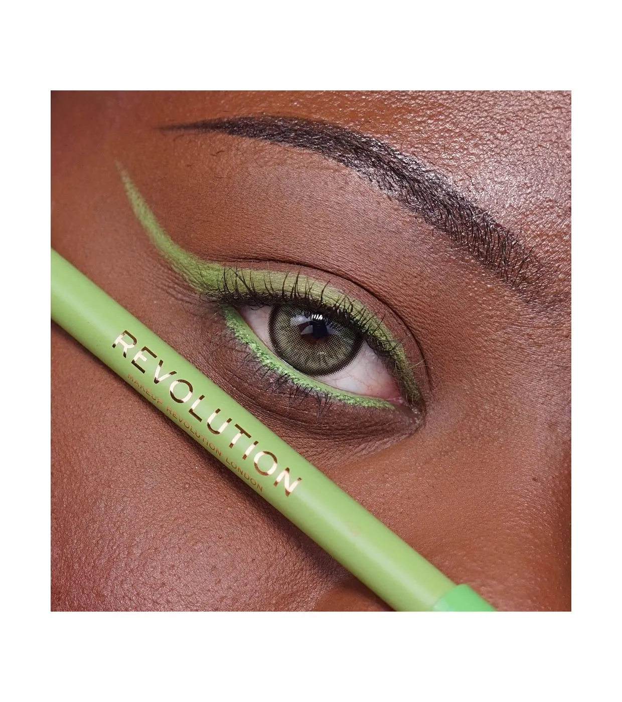 Revolution - Delineador de ojos Streamline Waterline Eyeliner Pencil - Green